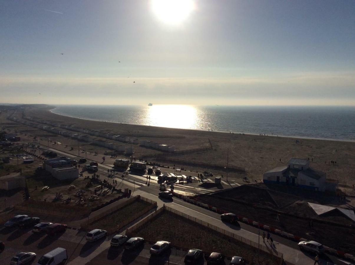 Royal Seavieuw Lägenhet Calais Exteriör bild